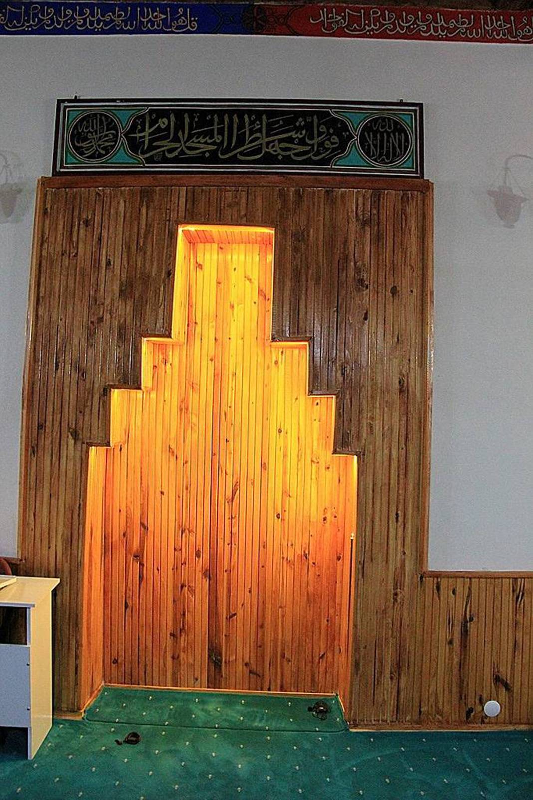 Konya’da camiden çalınan 600 yıllık mihrap 55 yıl sonra Antalya’da bulundu 3